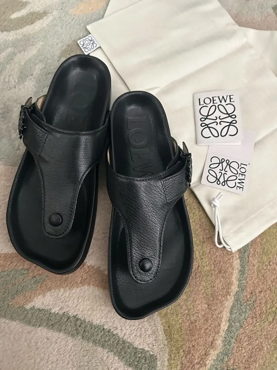 Loewe Thong Sandals in black leather in box,100% Genuine - Image 1