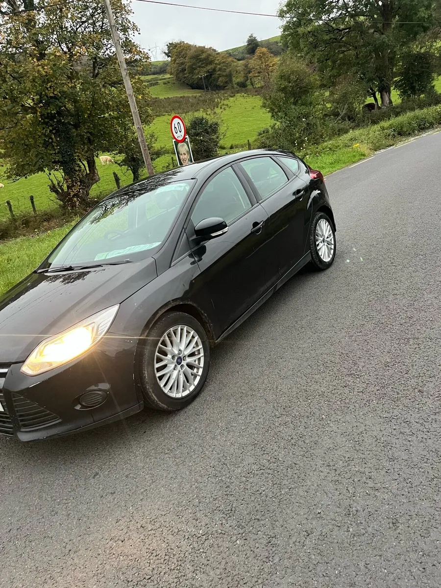 Ford focus 1.6 (New NCT) - Image 2