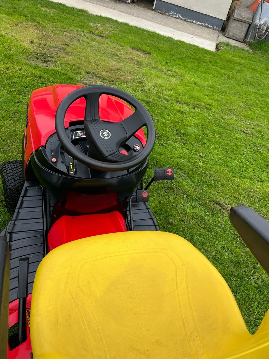 Mountfield lawnmower - Image 2