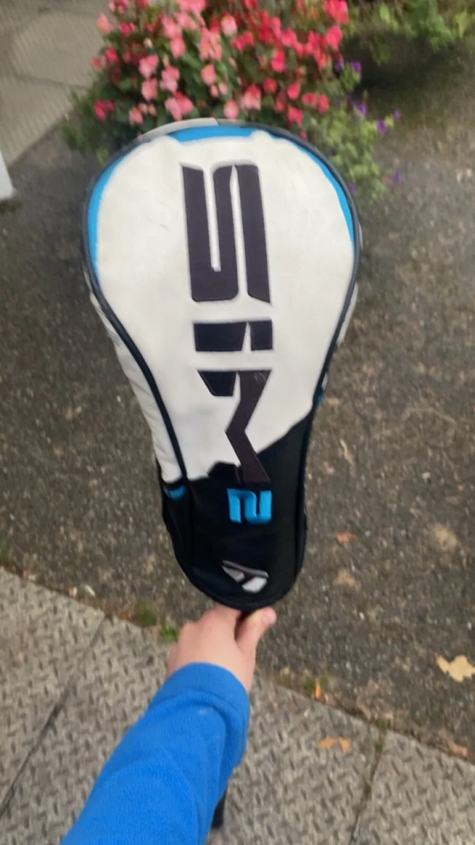 Golf club - Image 2
