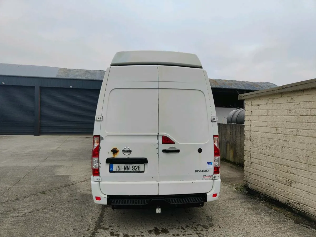 Nissan NV400 - Image 2