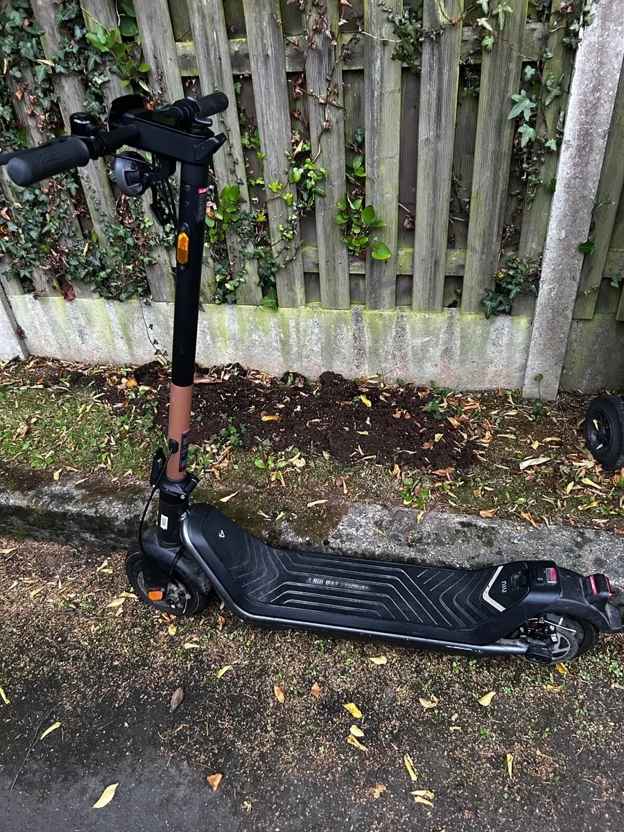Scooter - Image 1