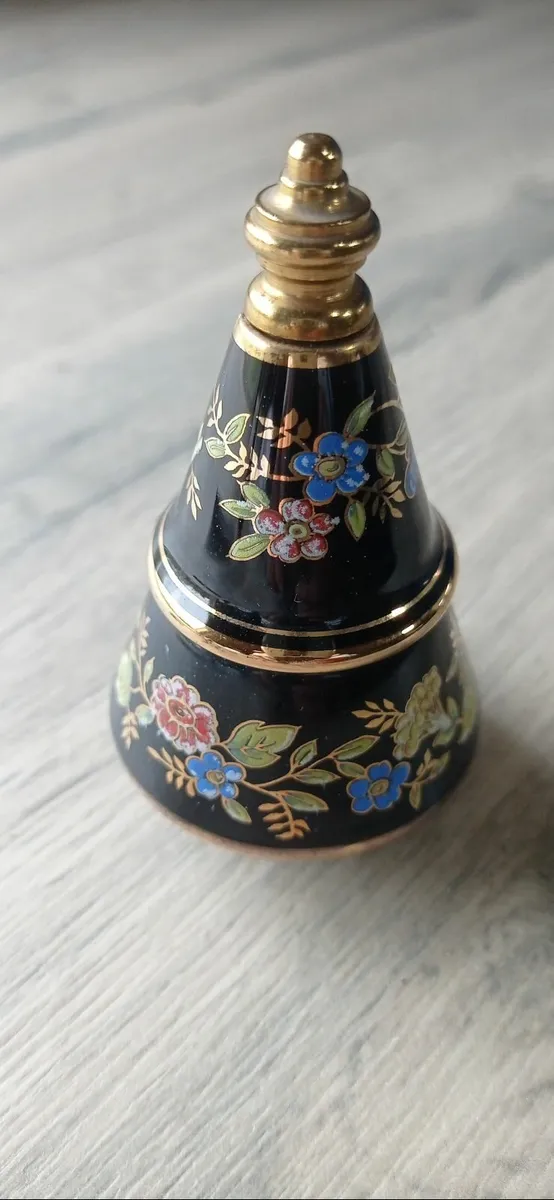 Vintage perfume bottle - Image 1