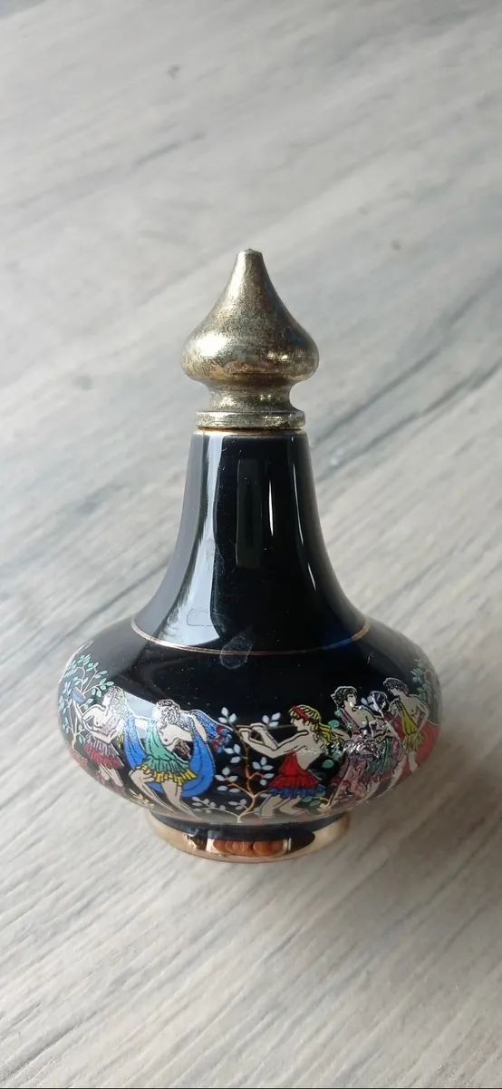 Vintage perfume bottle - Image 2