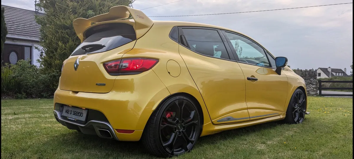 Renaultsport Clio RS - Image 2