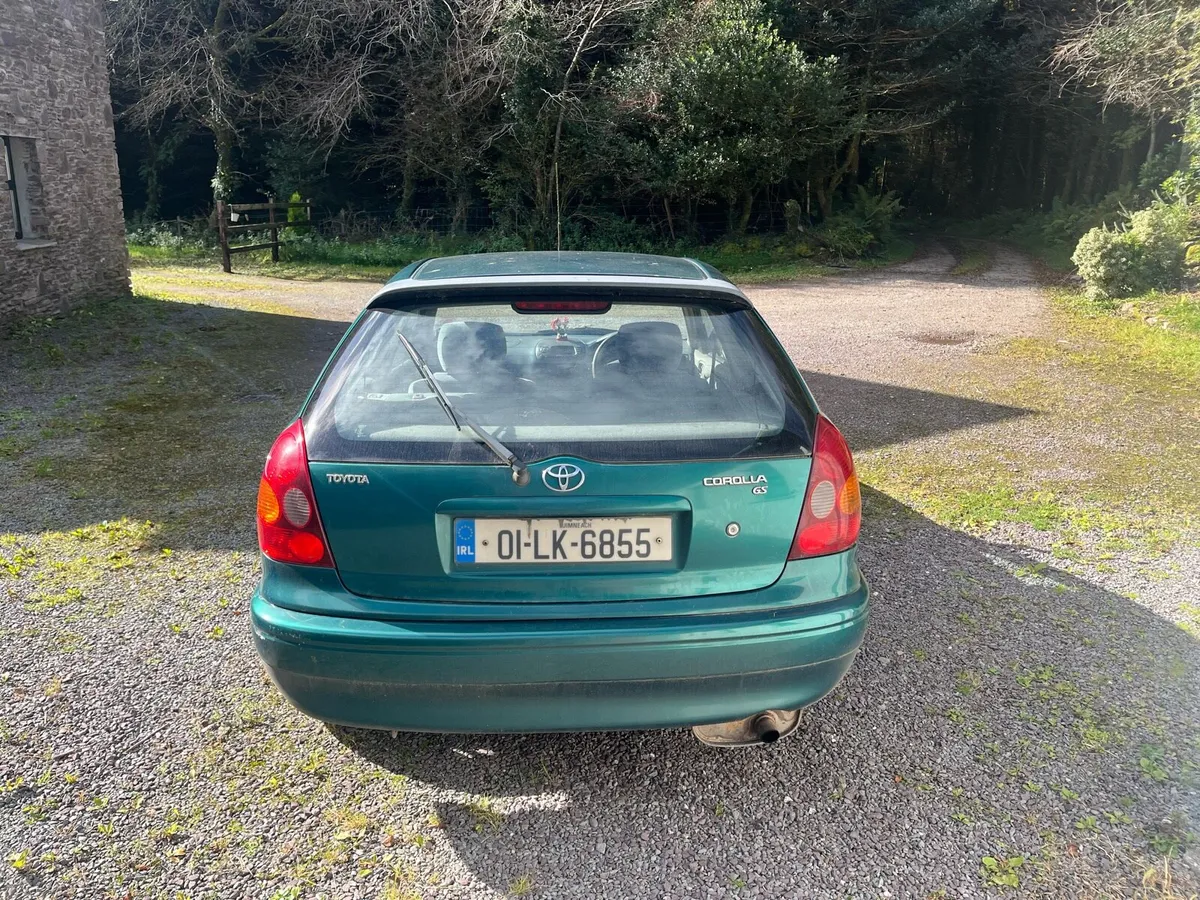01 Toyota Corolla - Image 2