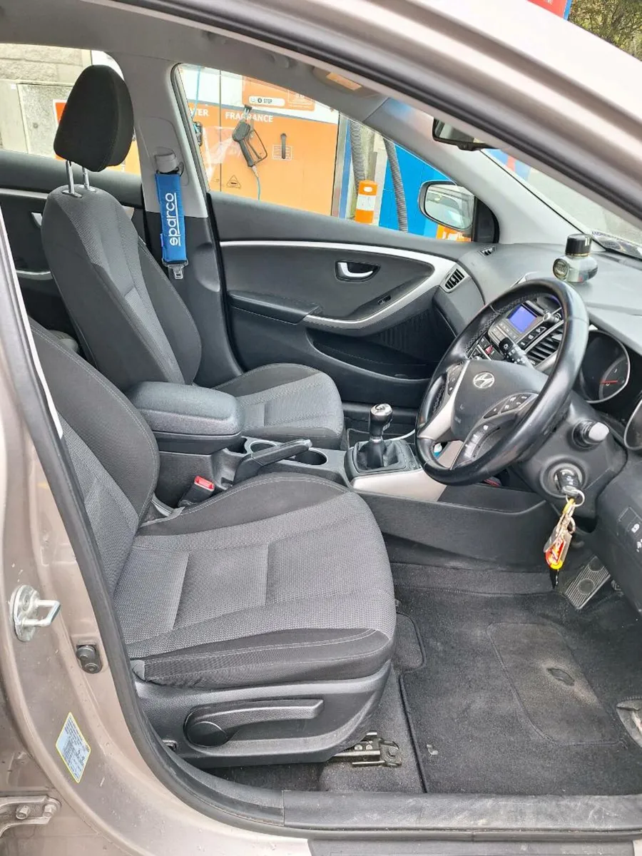 2016 Hyundai i30 Deluxe 1.6 Diesel - Image 4