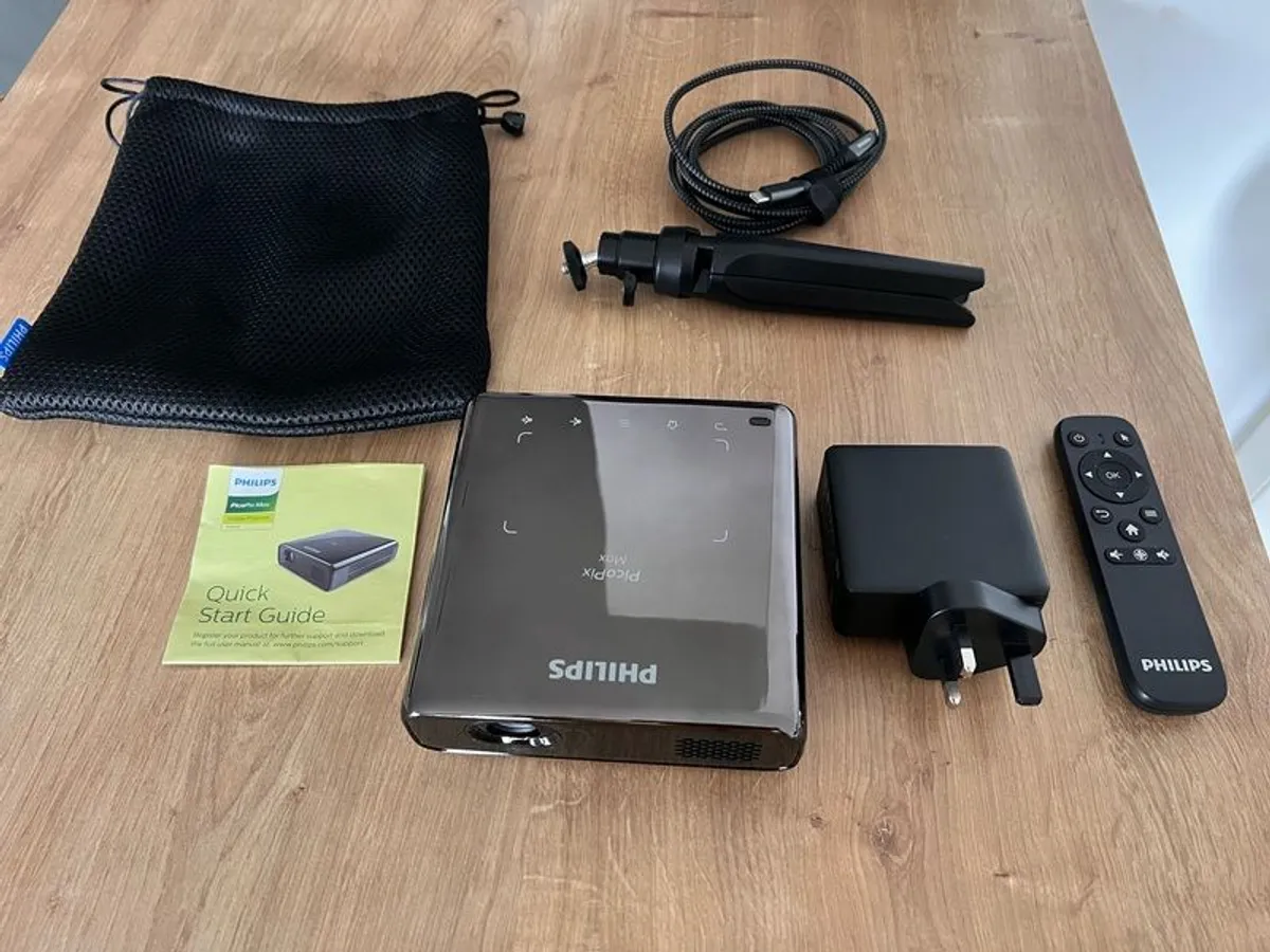 Philps Picopix Max projector for sale - Image 1