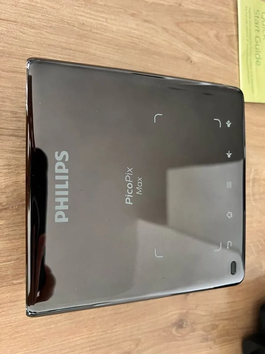 Philps Picopix Max projector for sale - Image 3