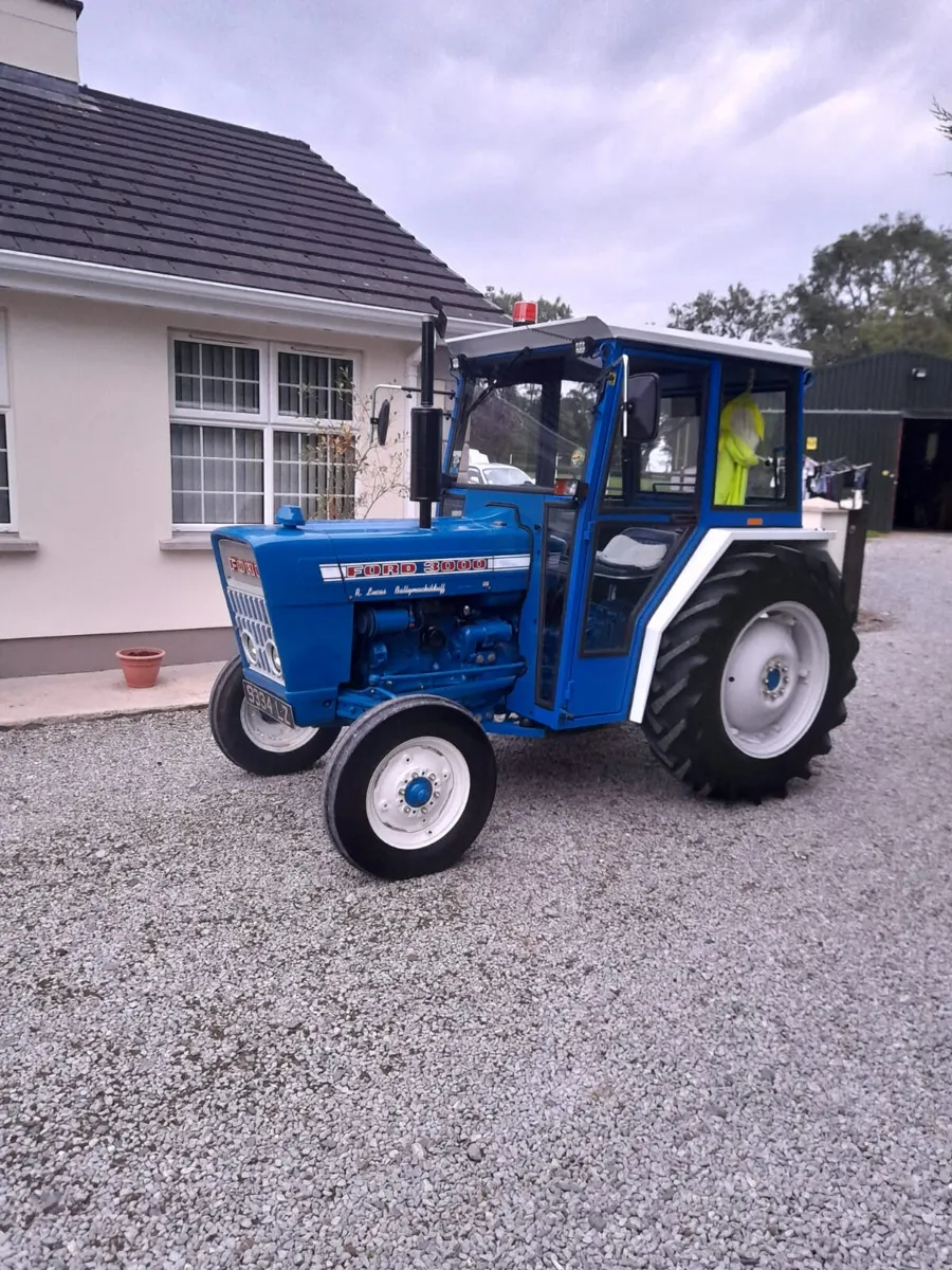 NEW CAB MF FORD - Image 1
