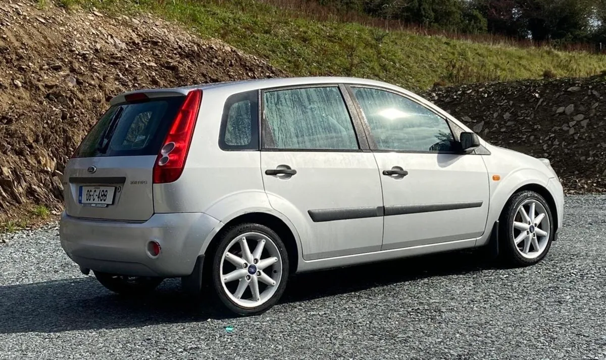 Ford Fiesta - Image 2