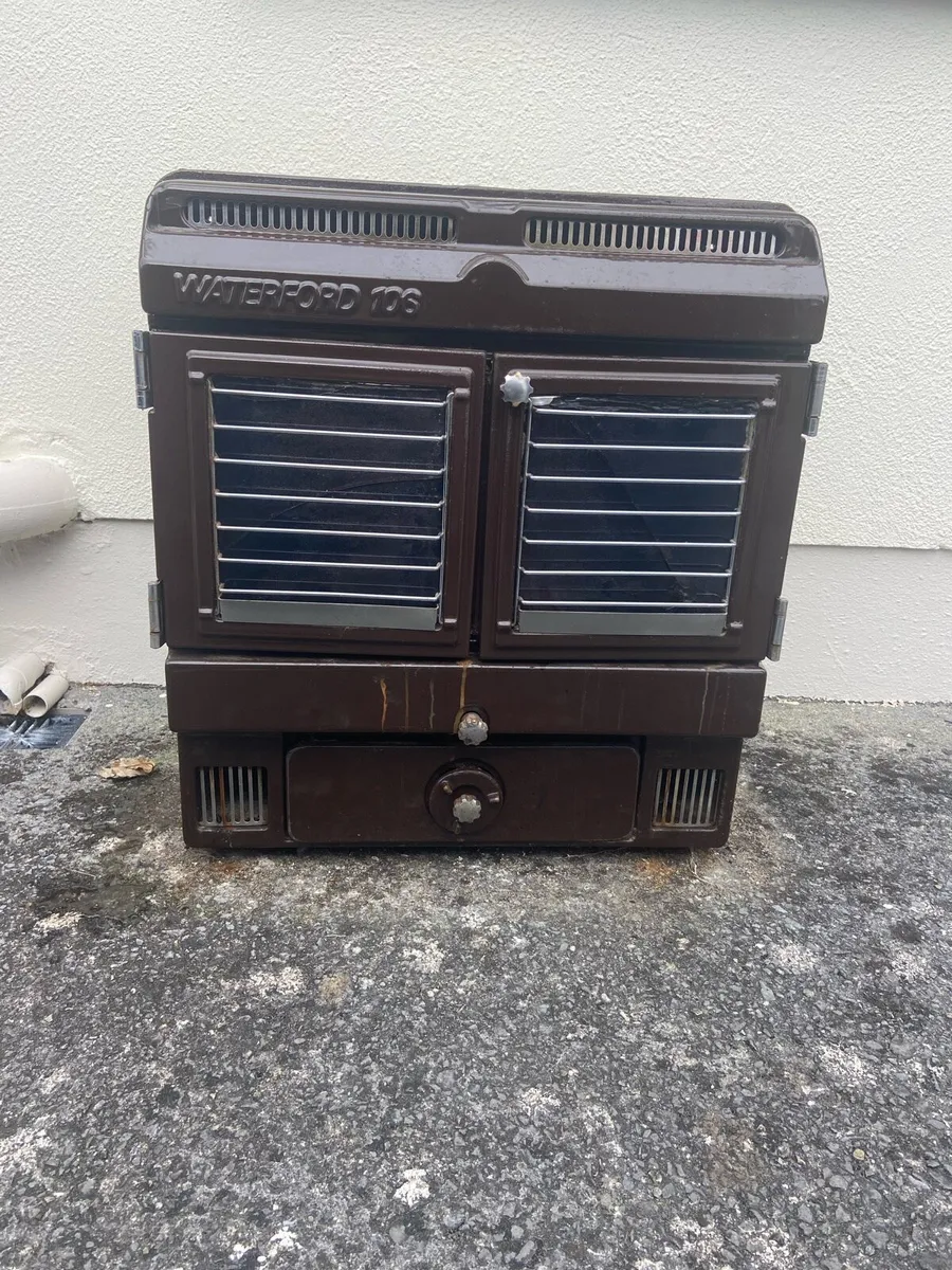 Waterford cast iron boiler stove