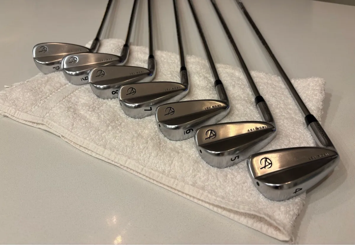 Takomo 101 Irons Left Handed (4-PW) - Image 1