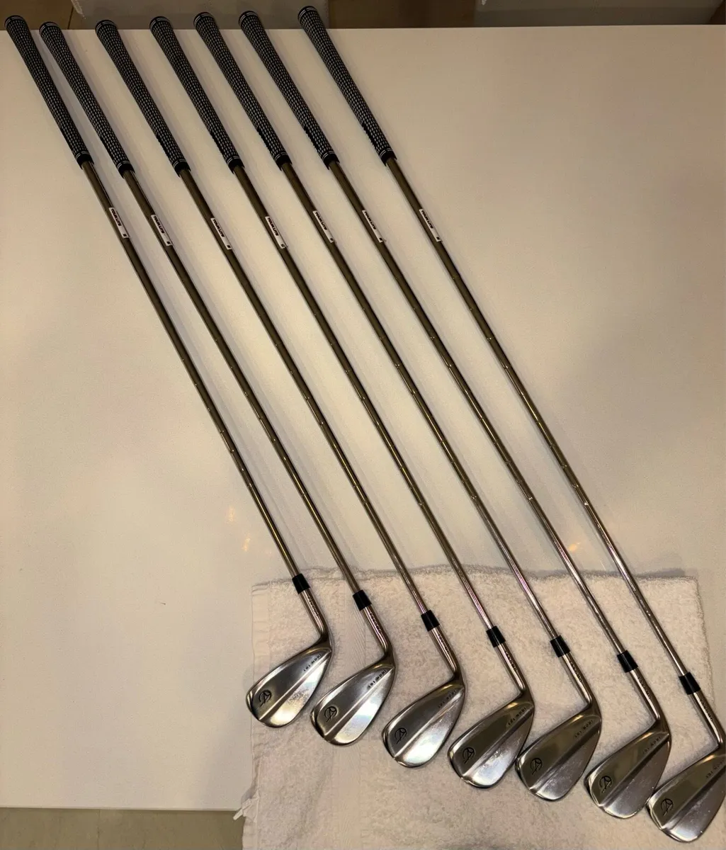 Takomo 101 Irons Left Handed (4-PW) - Image 3