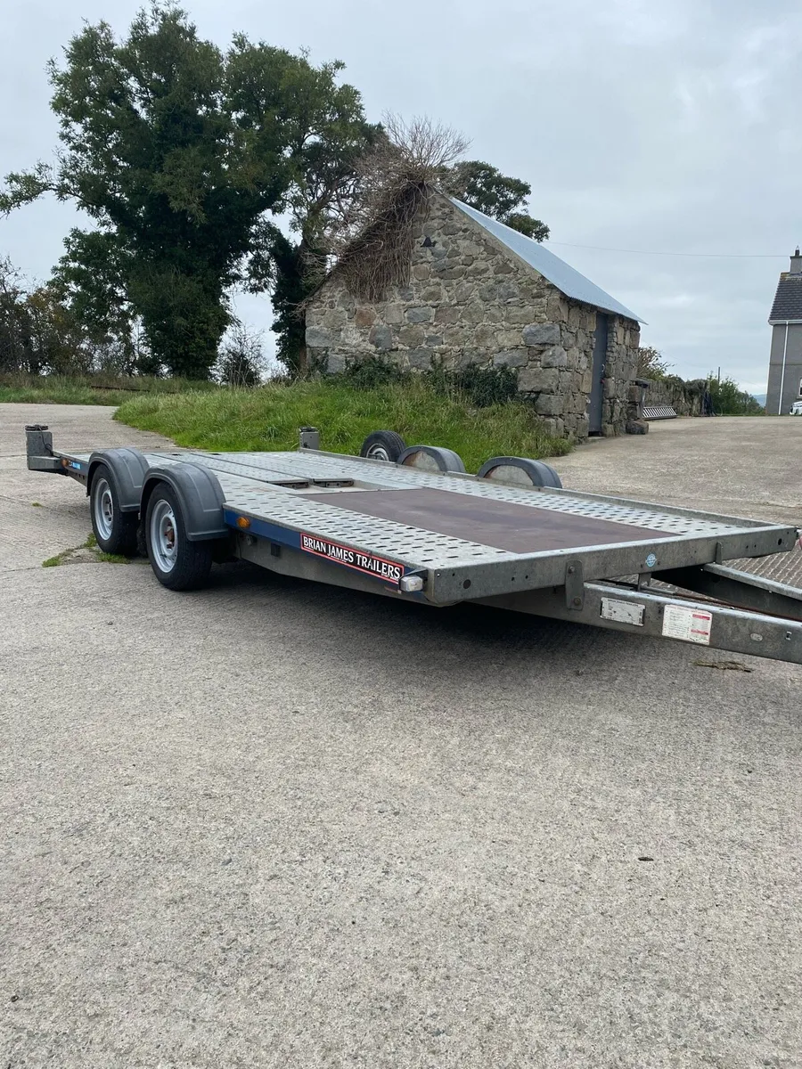 Brian James Car transporter - Image 1