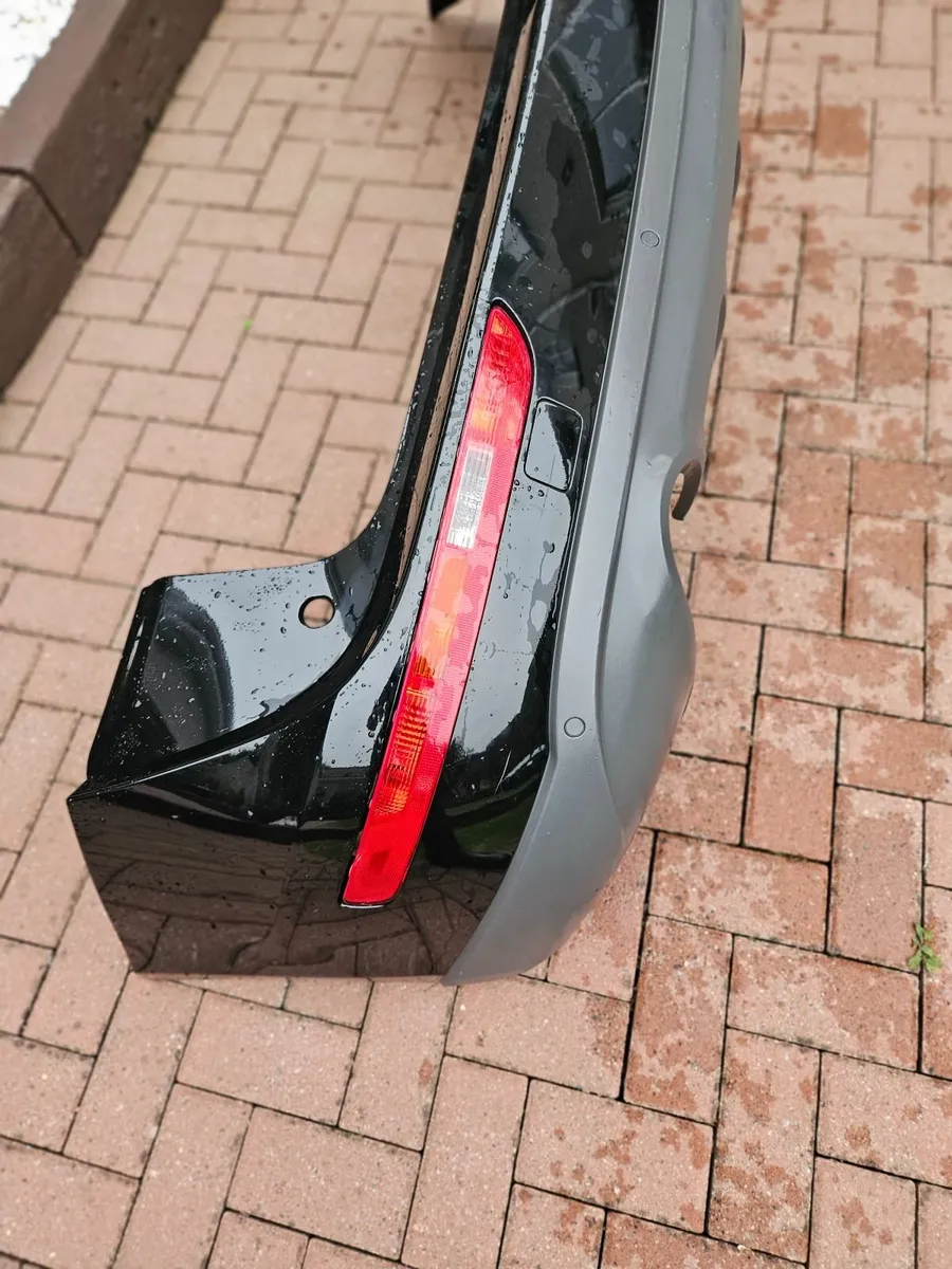 Audi Q5 Rear Bumpers - Image 4