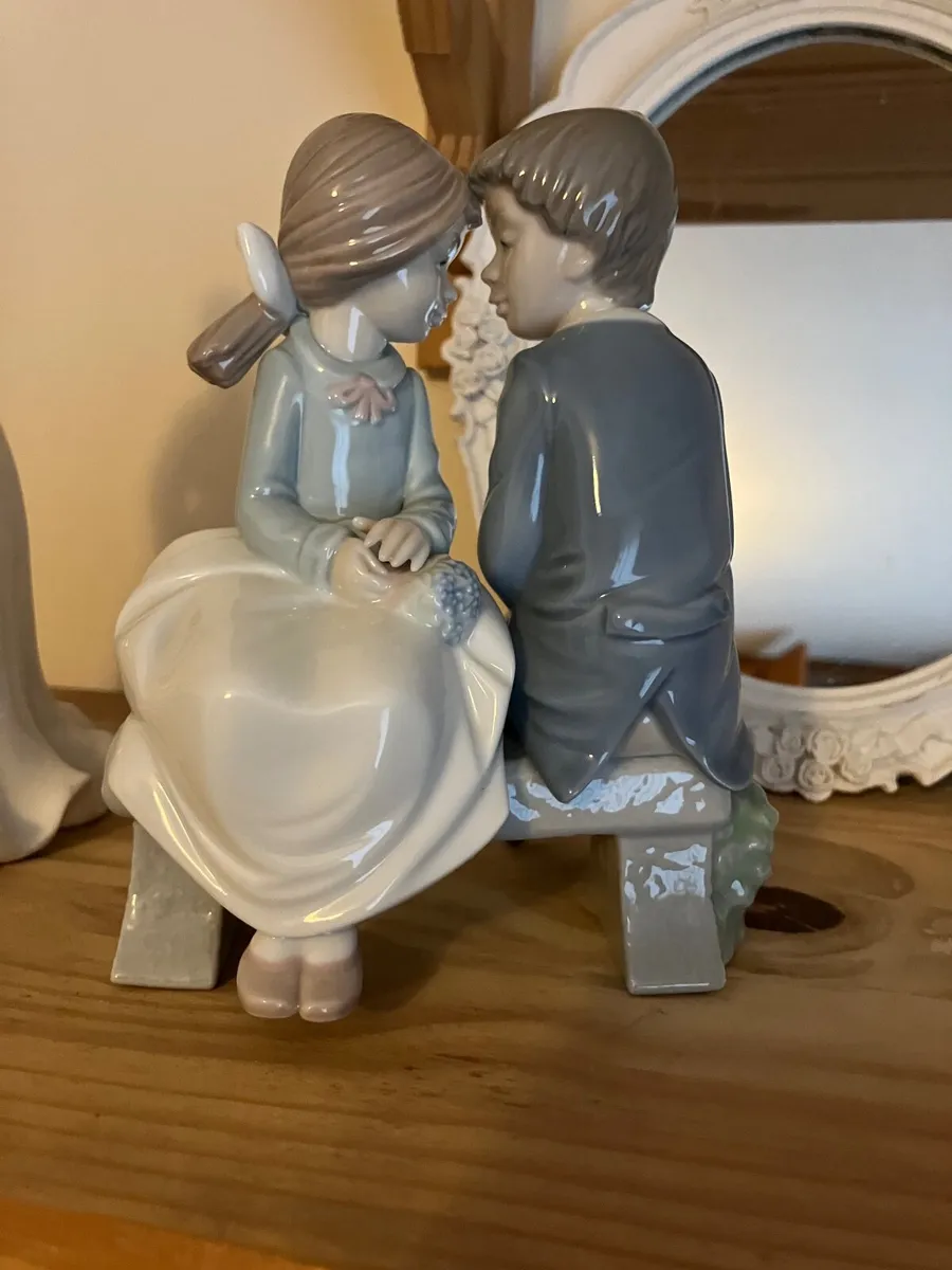 NAO by Lladro First Love - Image 2
