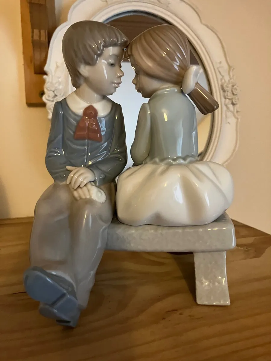 NAO by Lladro First Love - Image 1