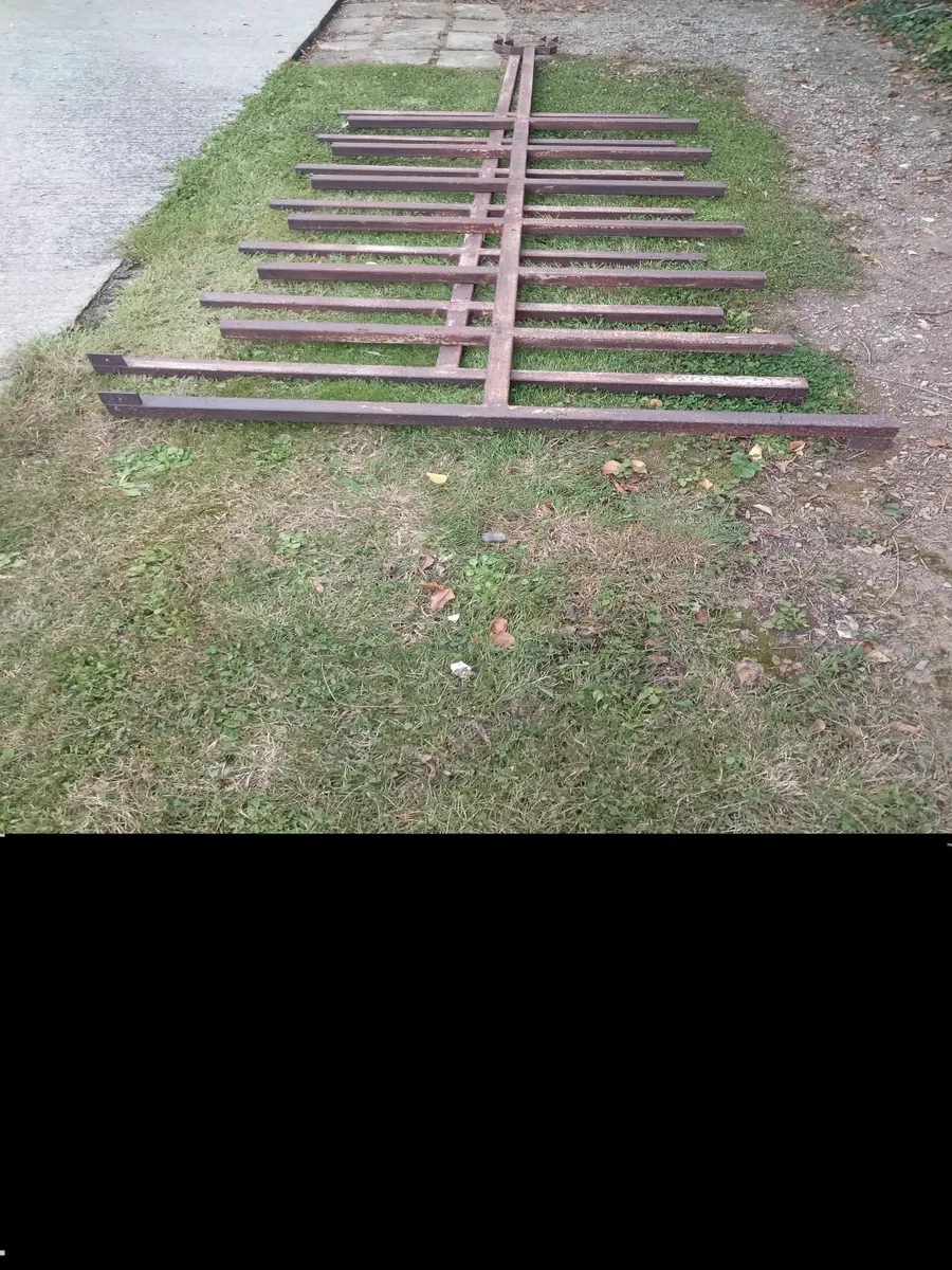 Timber or steel storage rack - Image 1