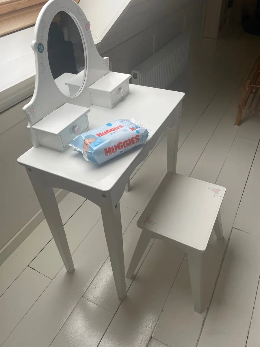 Kids vanity/ dressing  table & chair  set - Image 1