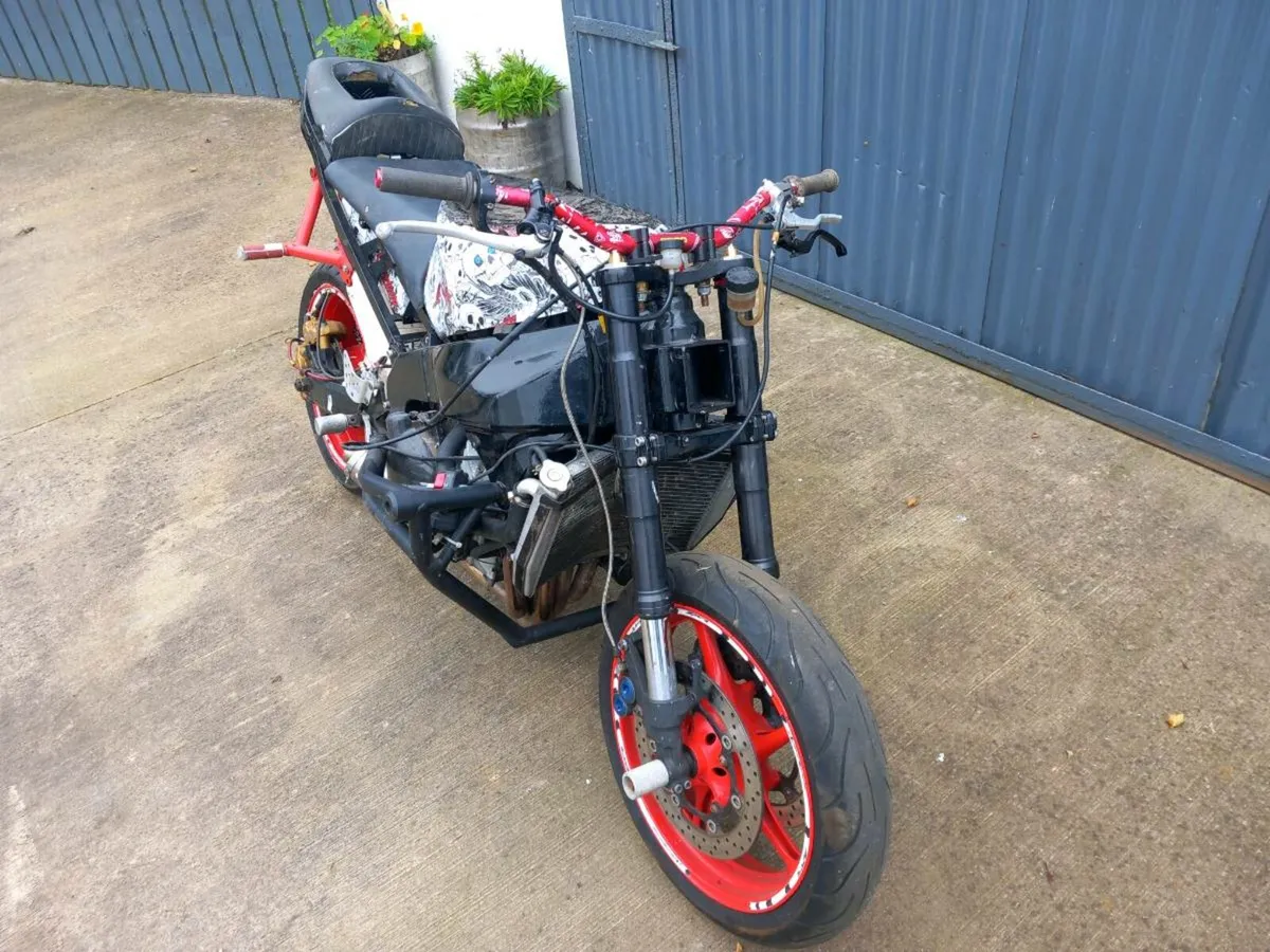 Kawasaki 636 - Image 1
