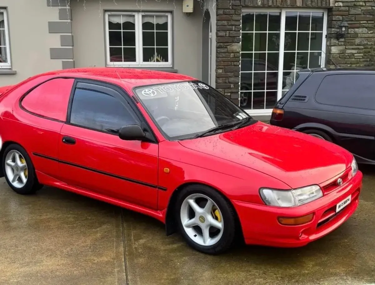 Toyota Corolla van - Image 2