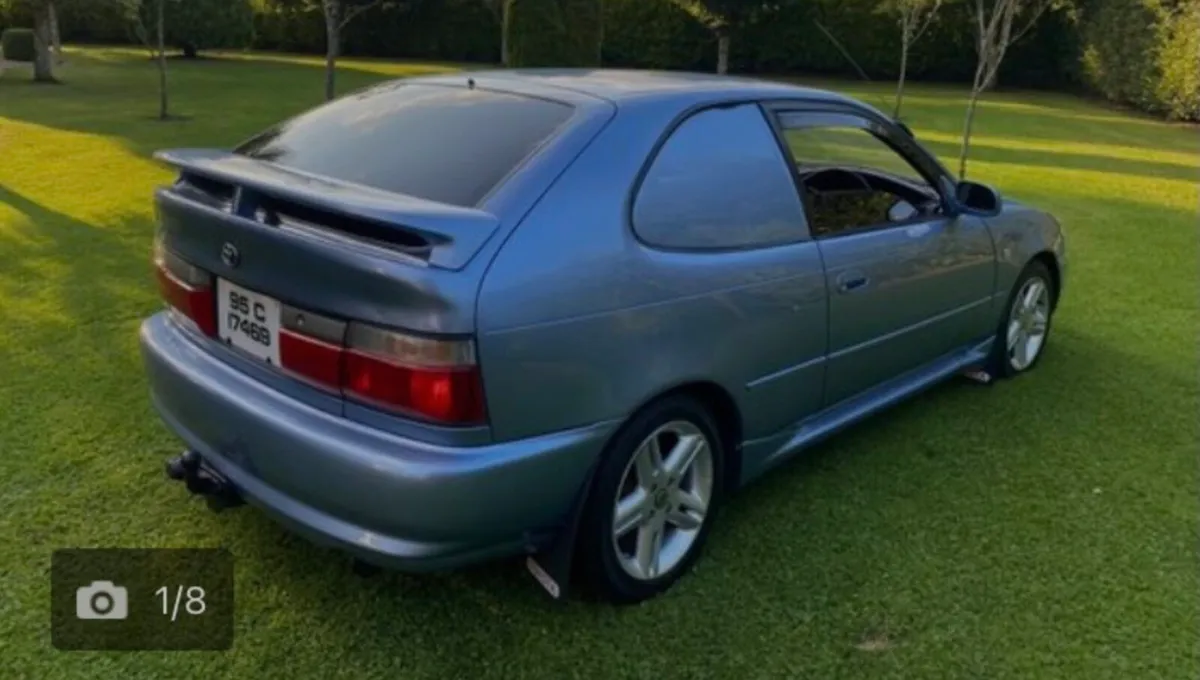 Toyota Corolla van - Image 3