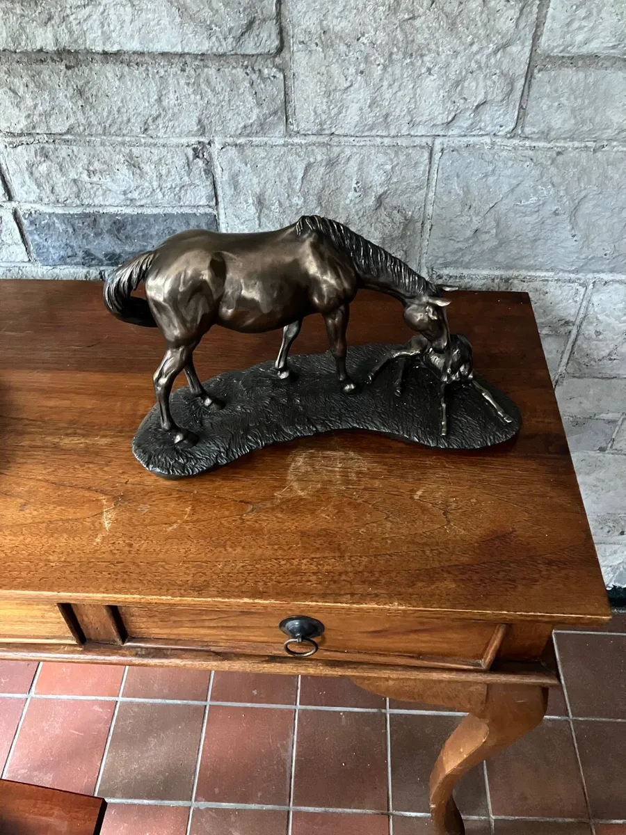 Bronze horse & foal - Image 4