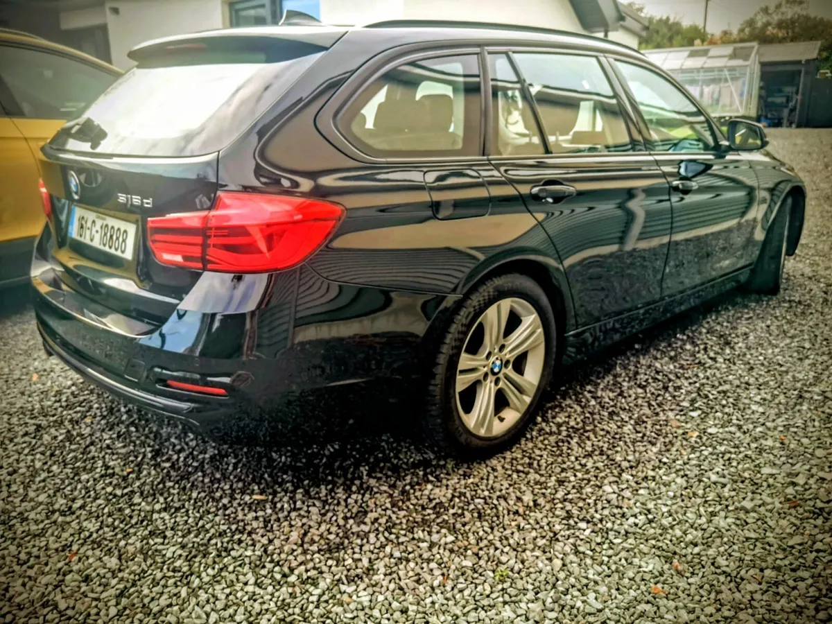 BMW 318D Touring Business Sport - Image 2