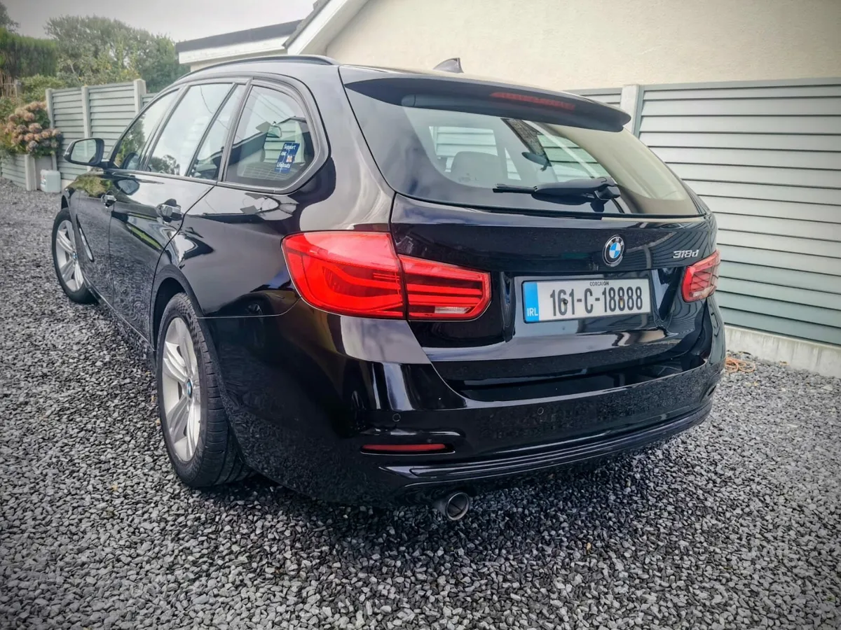 BMW 318D Touring Business Sport - Image 3