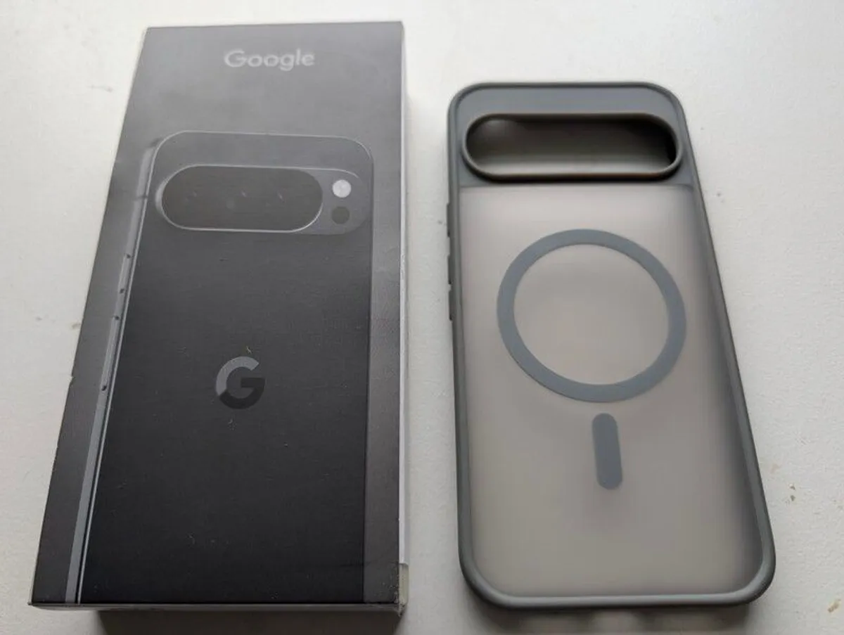 Final price. Google Pixel 10 Pro XL , 256gb. As new. Only a few days old. Immaculate. - Image 3