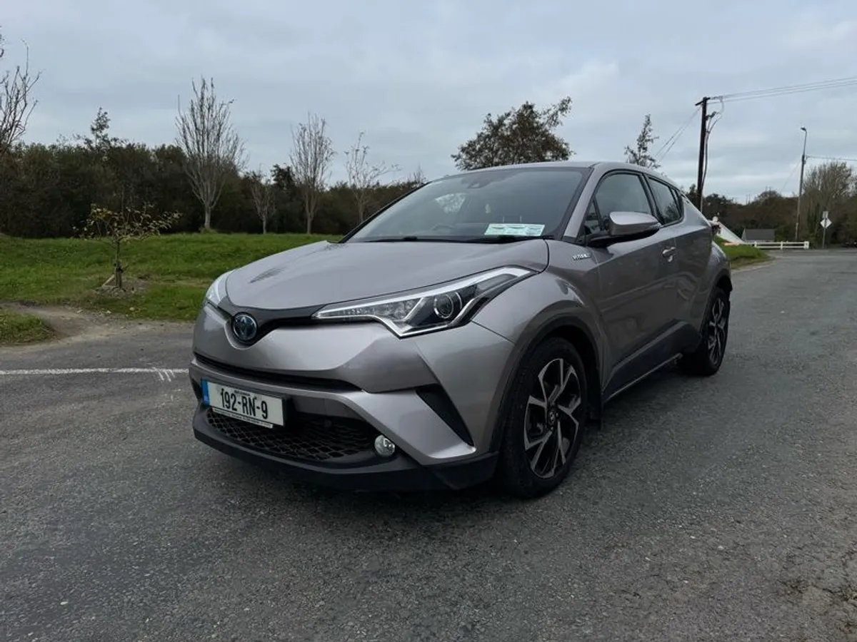 192 Toyota C-hr Sport, Nct 6/27, Tax 6/26 - Image 2
