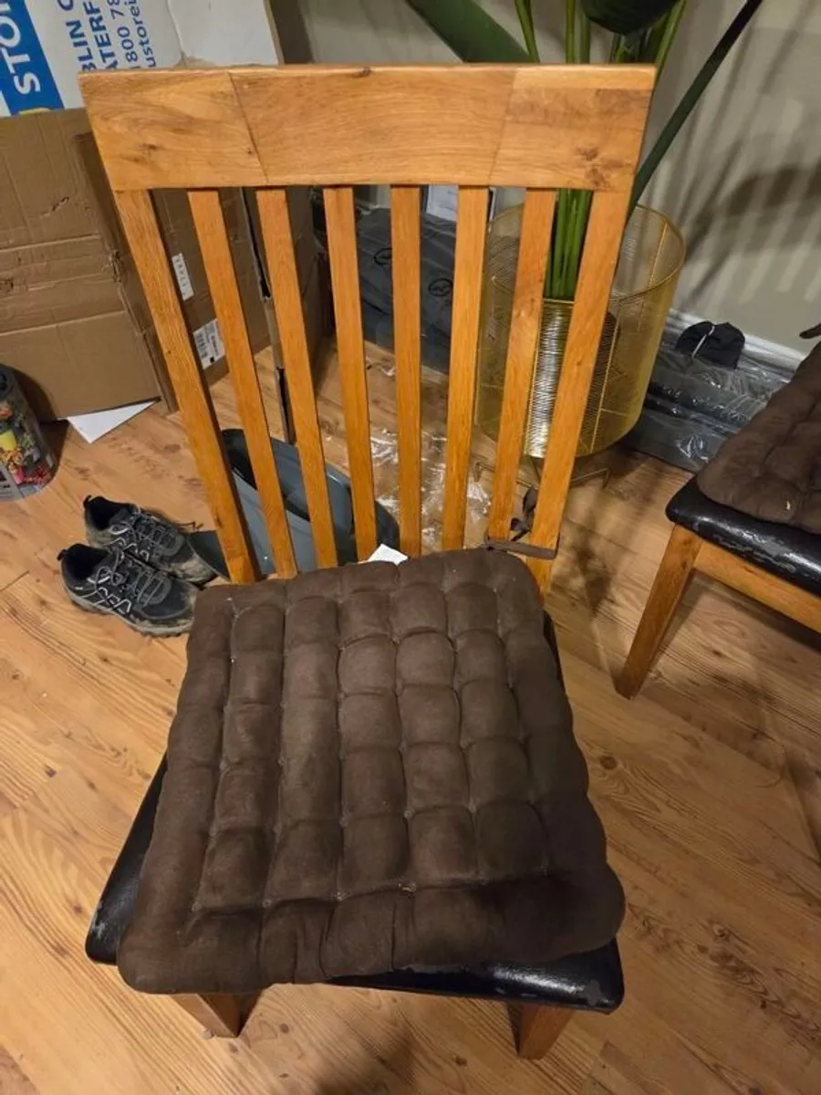 4 Oak Dining Chairs - Image 3