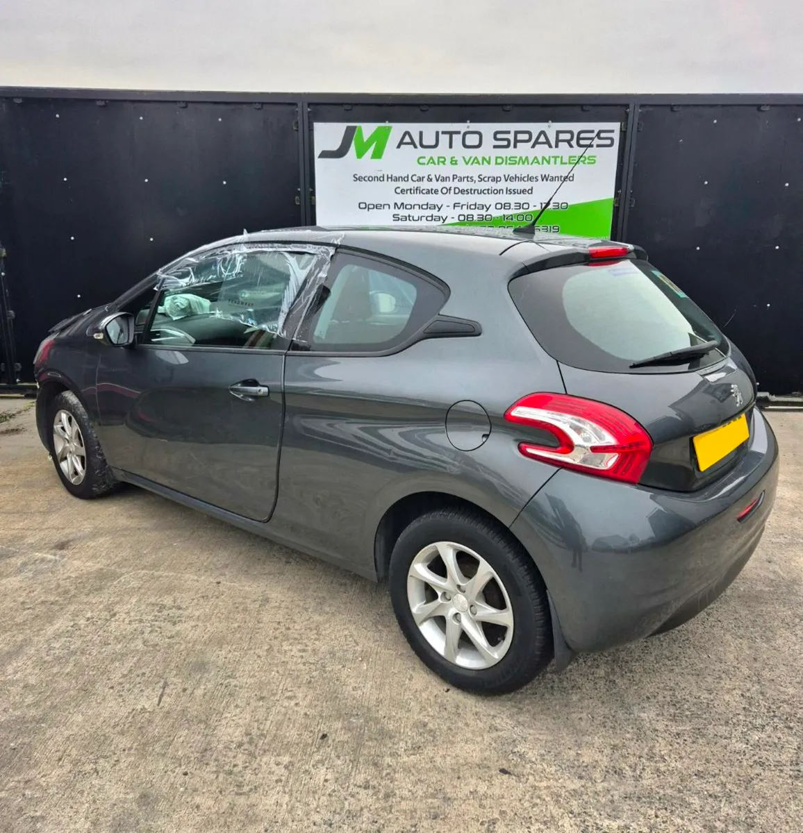 2015 Peugeot 208 1.0 BREAKING PARTS SPARES ONLY