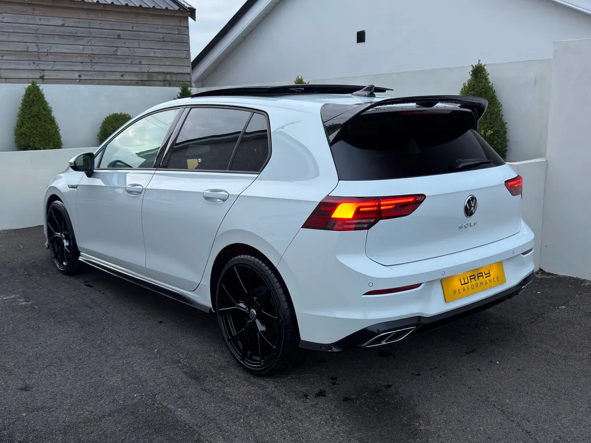 2021 Volkswagen Golf R-Line 2.0 TDI 150 PanRoof - Image 2
