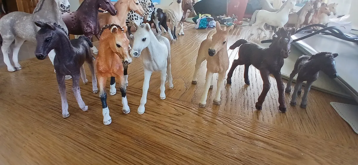 Schleich horses, stallions and foals - Image 3