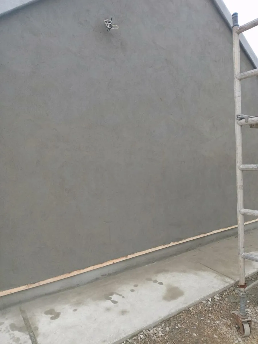 Plasterer - Image 2