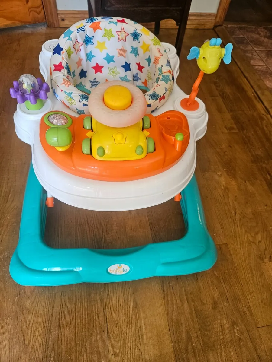 Baby walker - Image 1