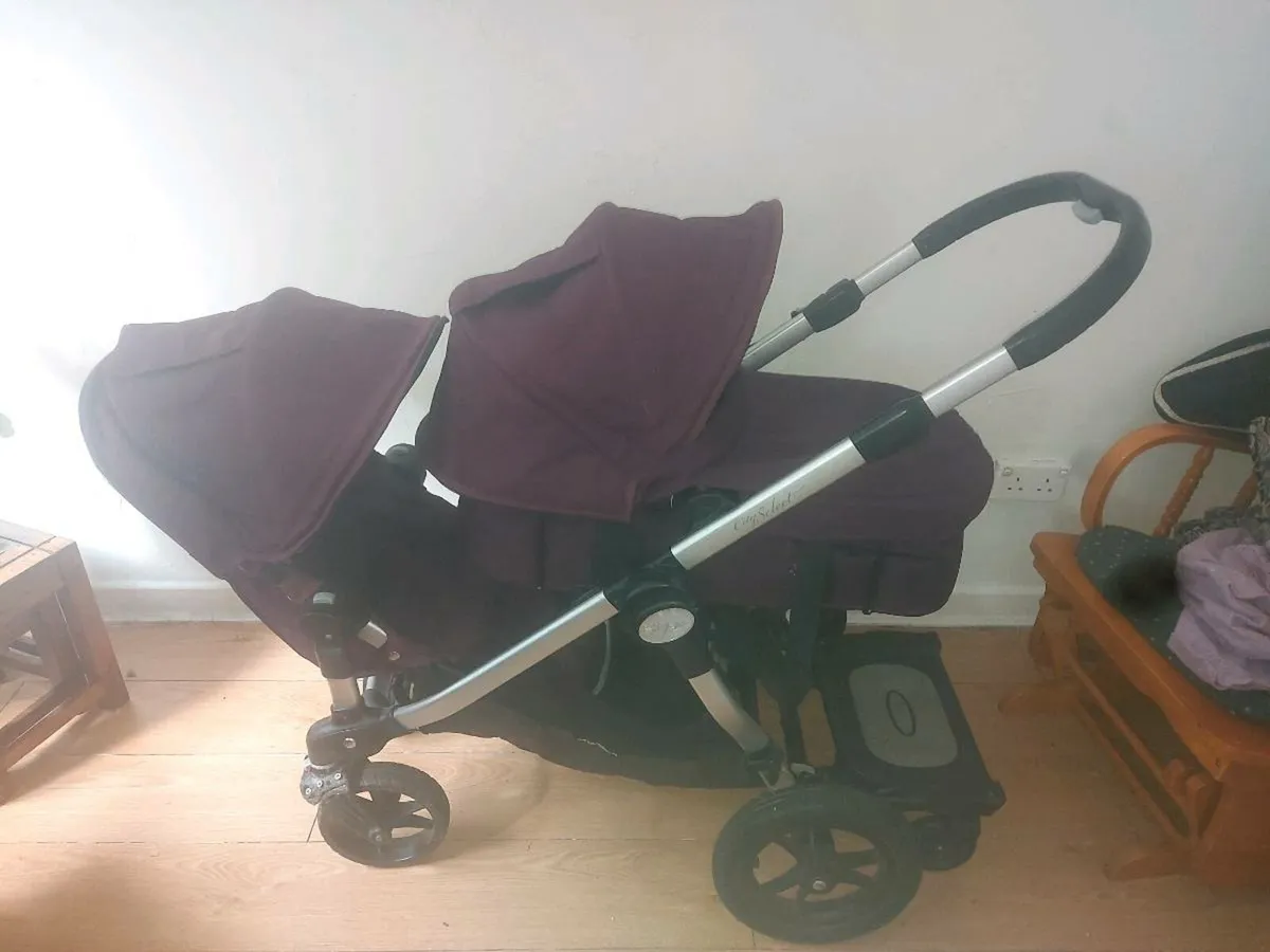 City select double buggy with carrycot and BuggyBo - Image 1