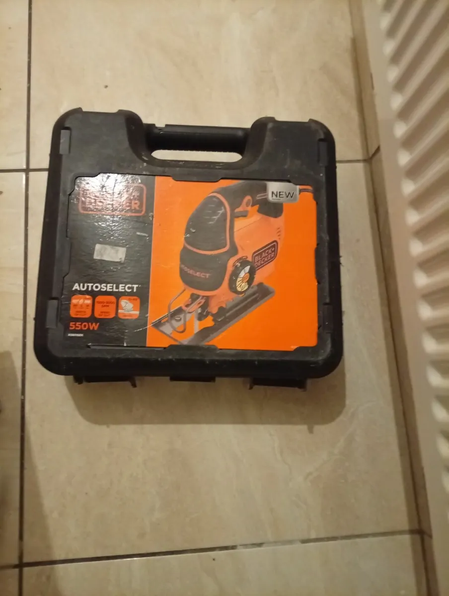 Power saw - Image 1