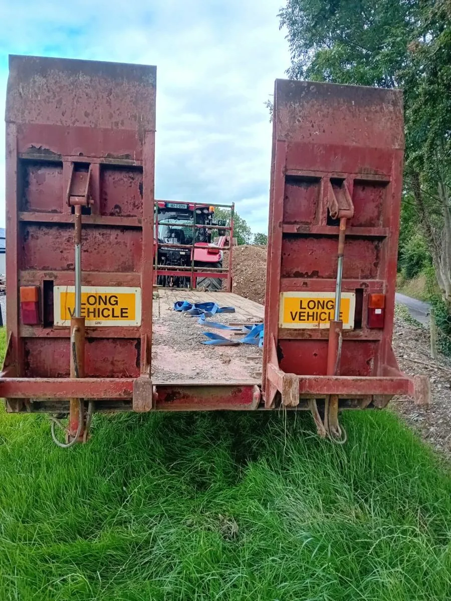 Low loader - Image 2