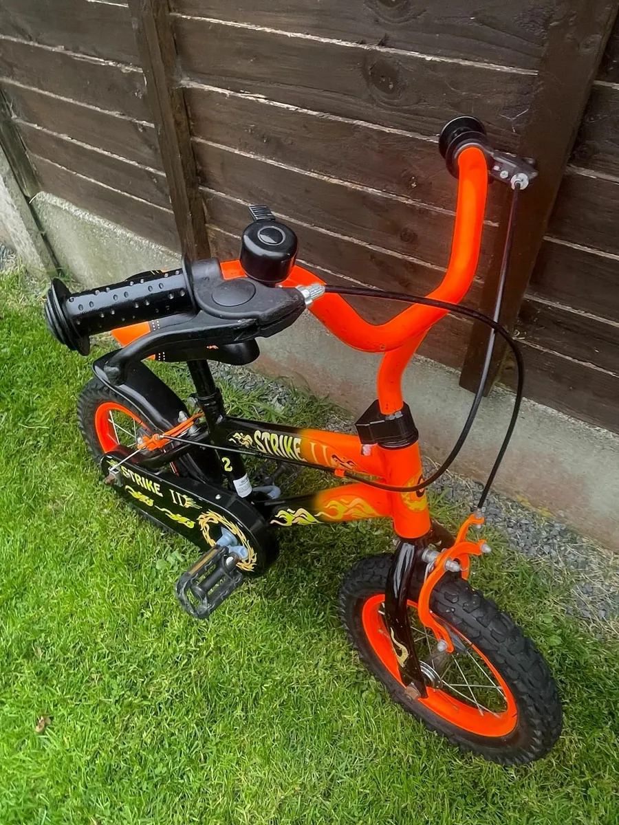 12 Inch Strike Bike Orange and Black - Image 2