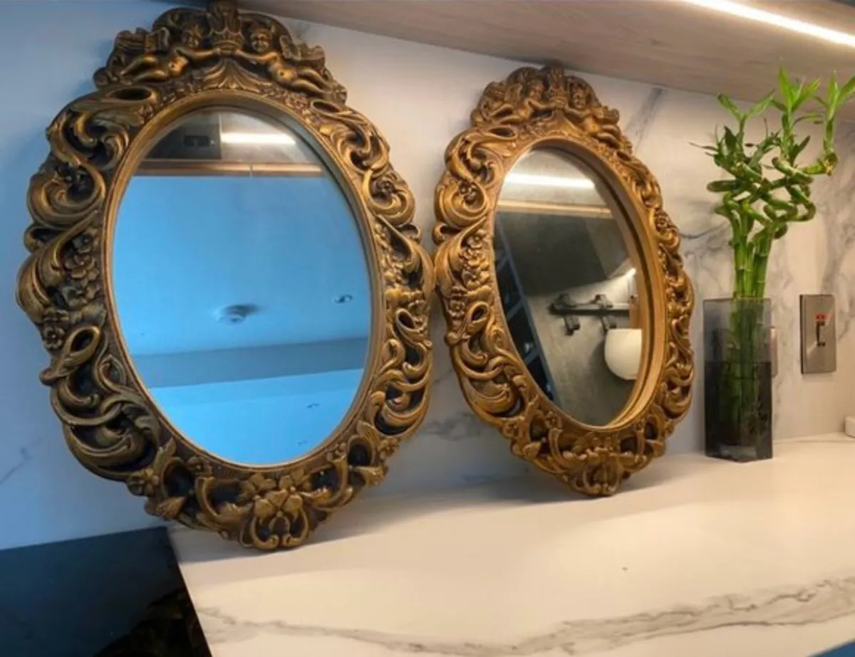Mirror - Image 1