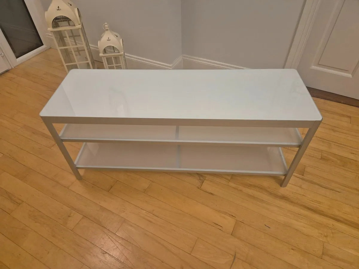 TV Unit - Image 3