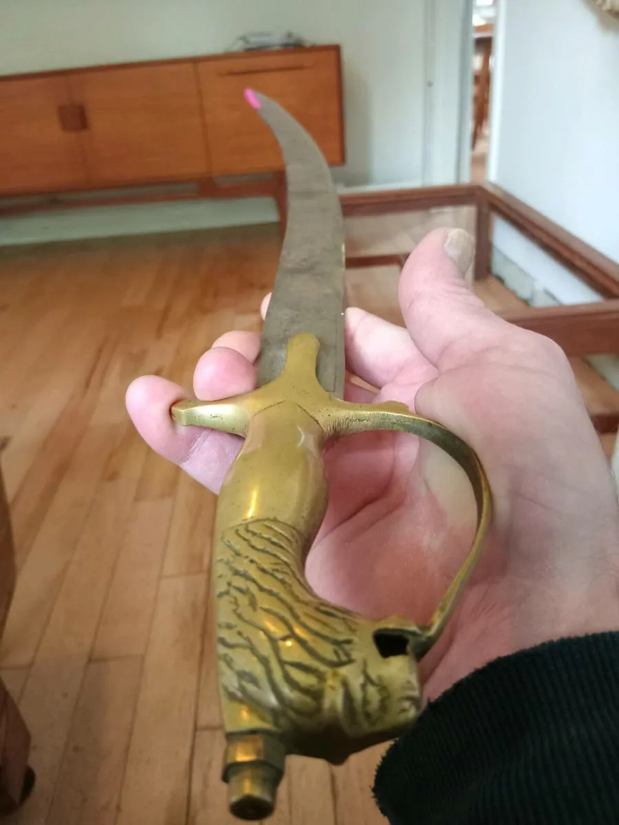 vintage lion head sword made in india 33 inches - Image 1