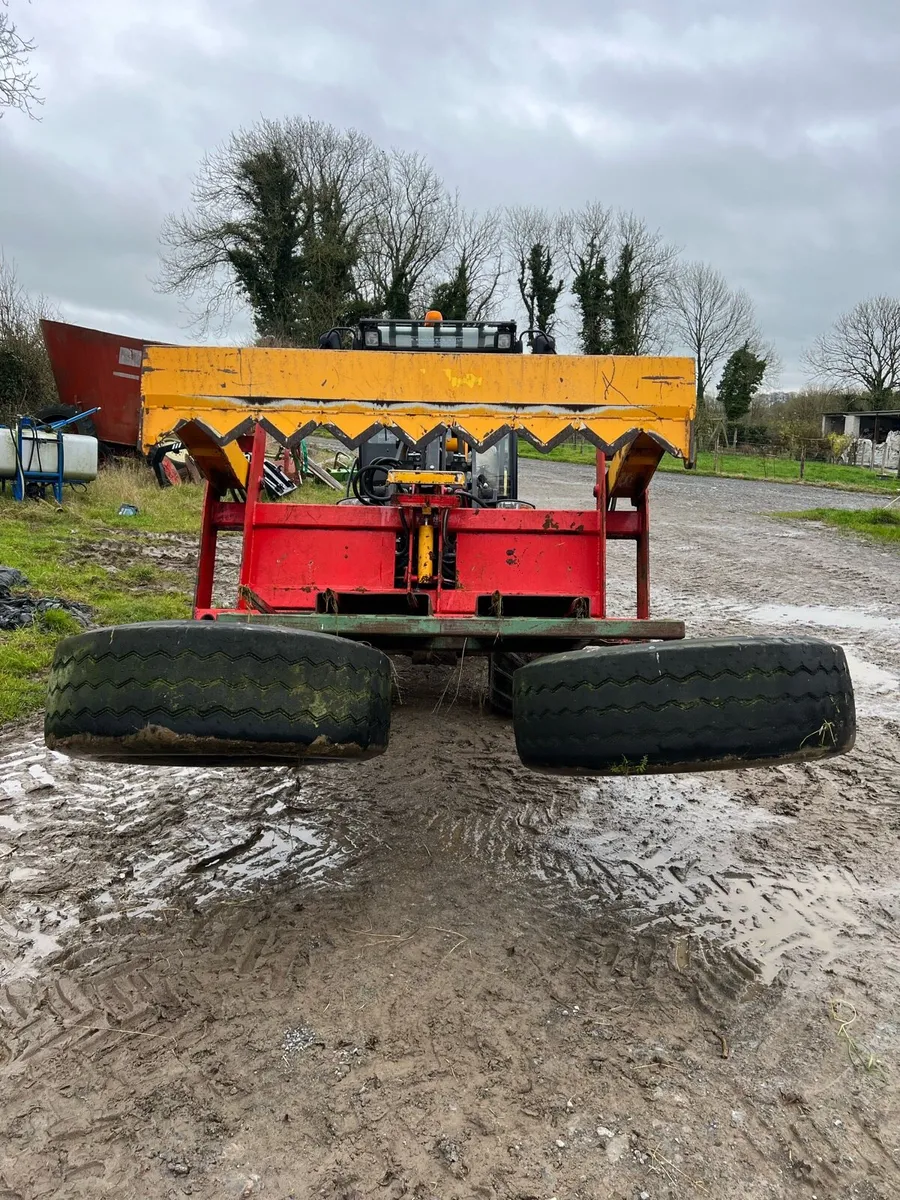 Silage wheel pusher - Image 4