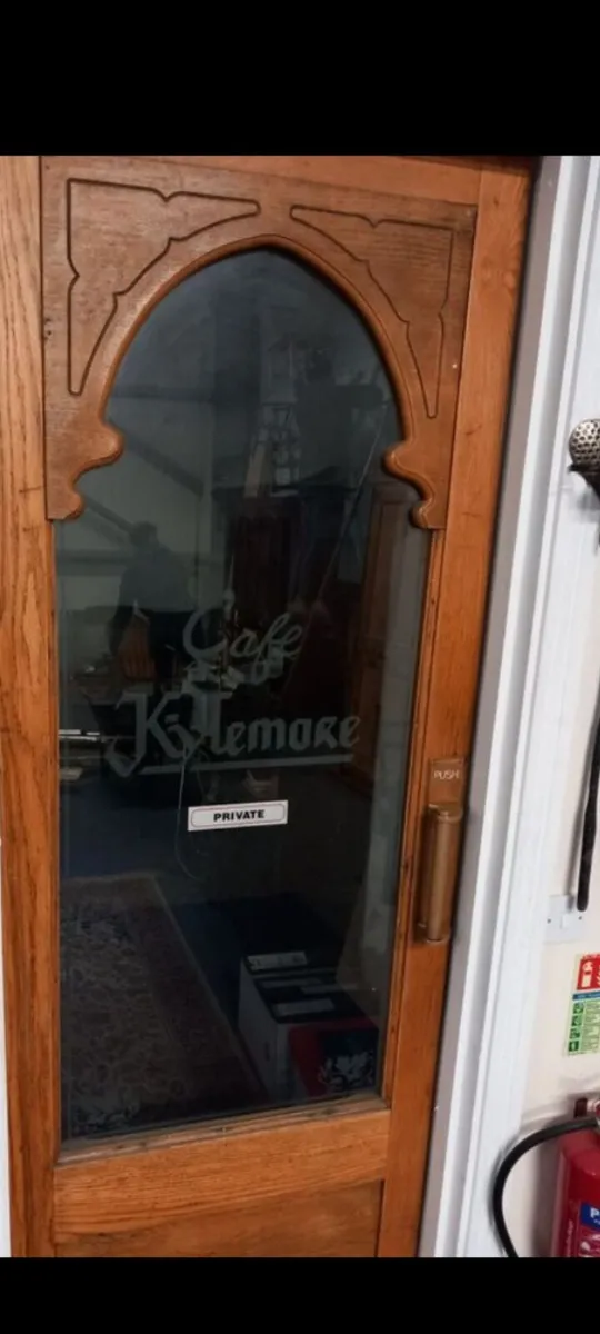 kylemore cafe o connell st tiger oak doors 7ft - Image 1