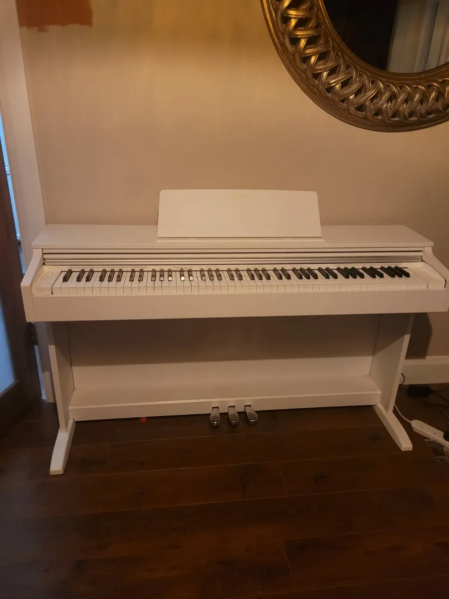 Casio Electric Piano Celviano AP-270 - Image 1