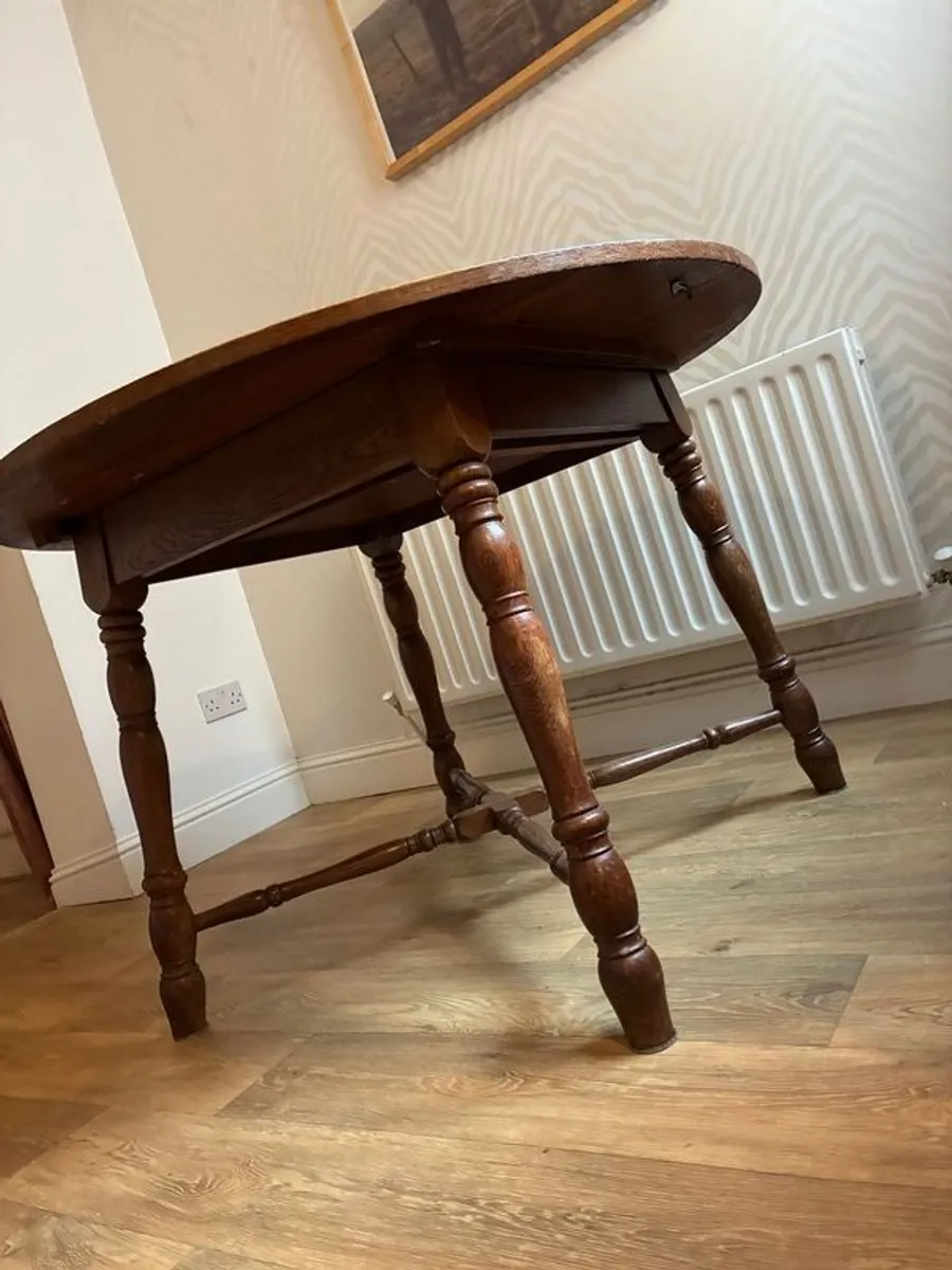 Dining Table mid century style extending - Image 4