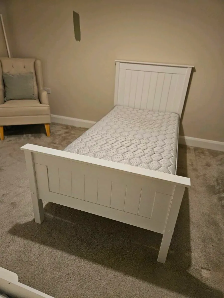 3ft Single bed - Like new - Image 1
